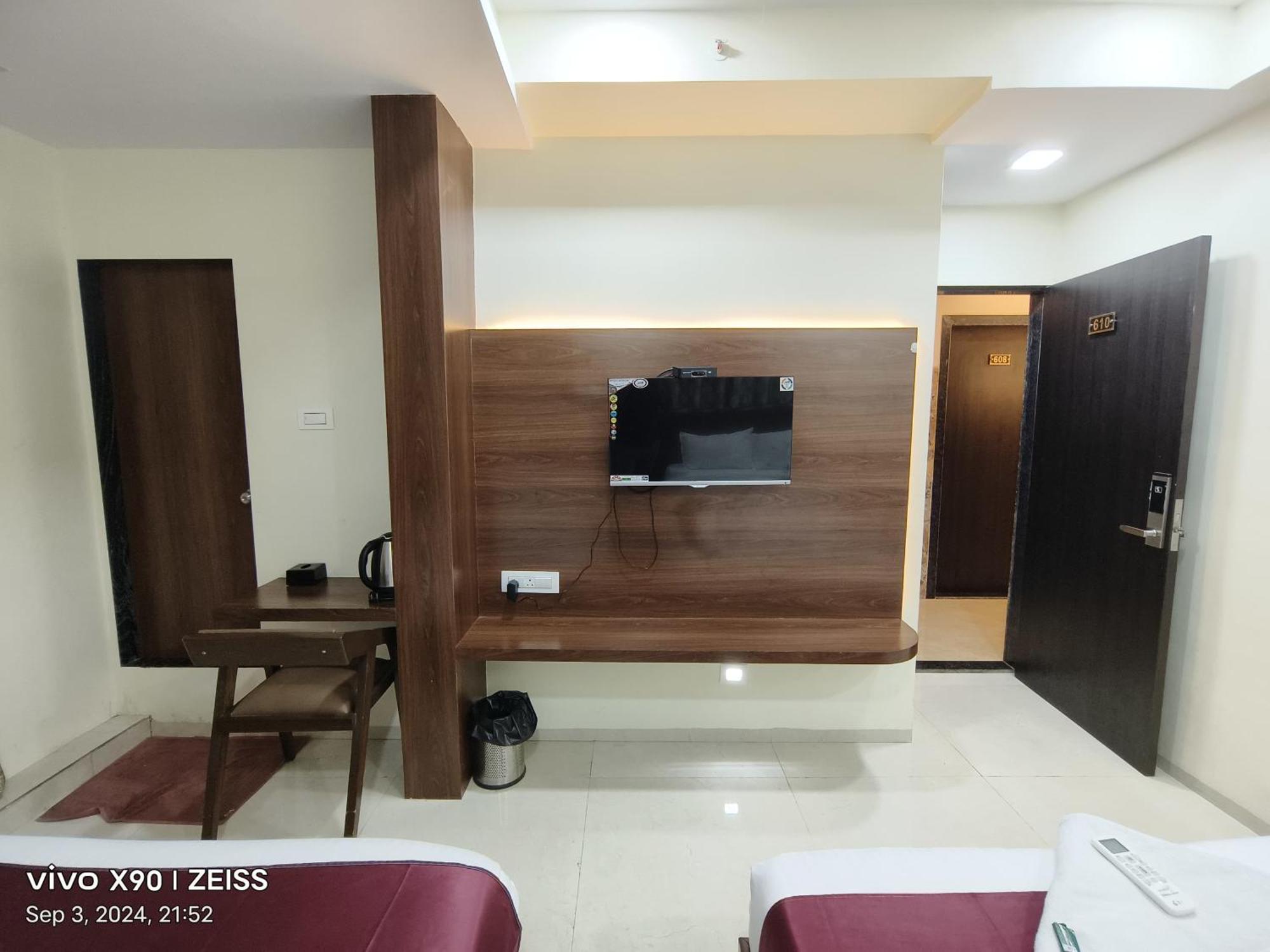 Hotel Grace Executive - South Bombay